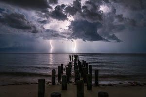 Pilings Light show